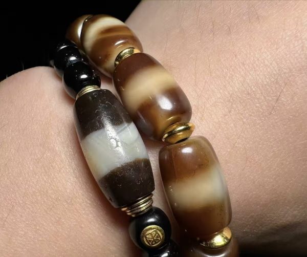 Premium Quality Ivory-Yellow Agate Medicine Buddha Beads Wrist Mala