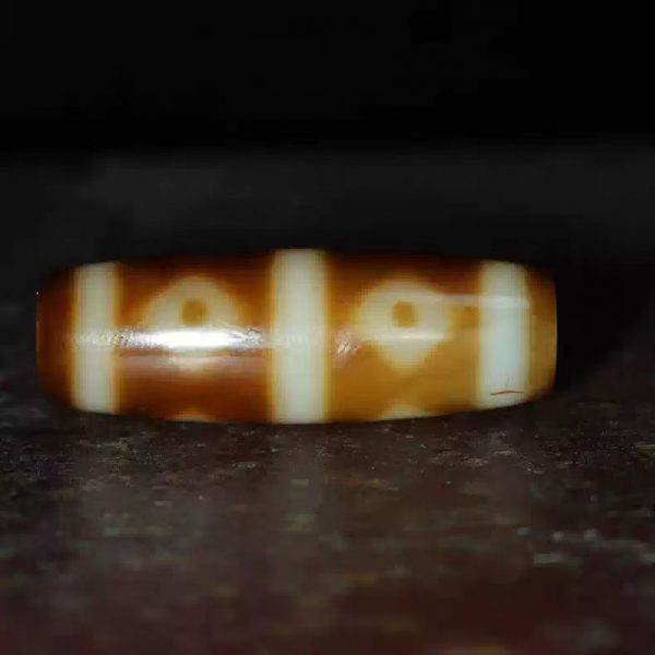 Six-eyed Dzi bead.38*12mm