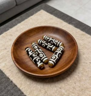 23.Blind Box Series-long Black White Dzi Bead Series (approx. 49 * 13mm)