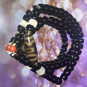 45 The Double-Layer  “Xi Zen Huai（息增怀）” DZI Bracelet