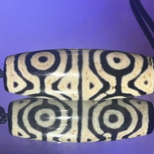 50 Six eyes dzi bead(38*13mm)